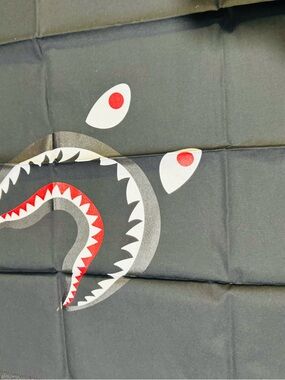 Men's Black Graphic Shark-Print Scarf - Bold Red & White Accent